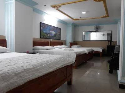 Habitación compartida mixta de 4 camas — Thanh Lan Hotel